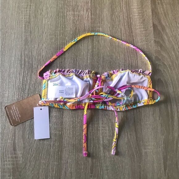 NWT … HOBIE “Size M” Swimsuit / Bikini Top - Picture 3 of 5